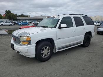  Salvage GMC Yukon