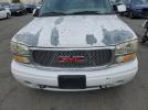 GMC Yukon Denali Image 8