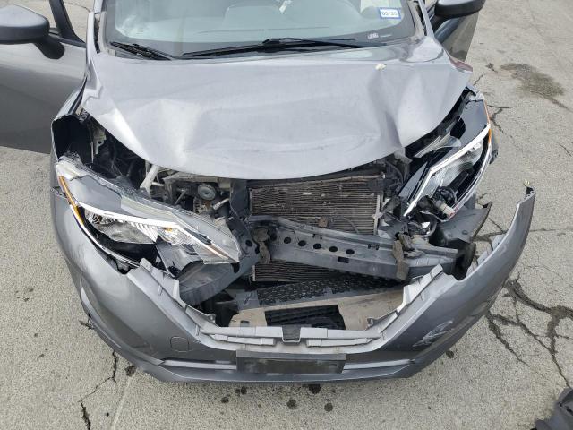 Nissan Versa S Image 8