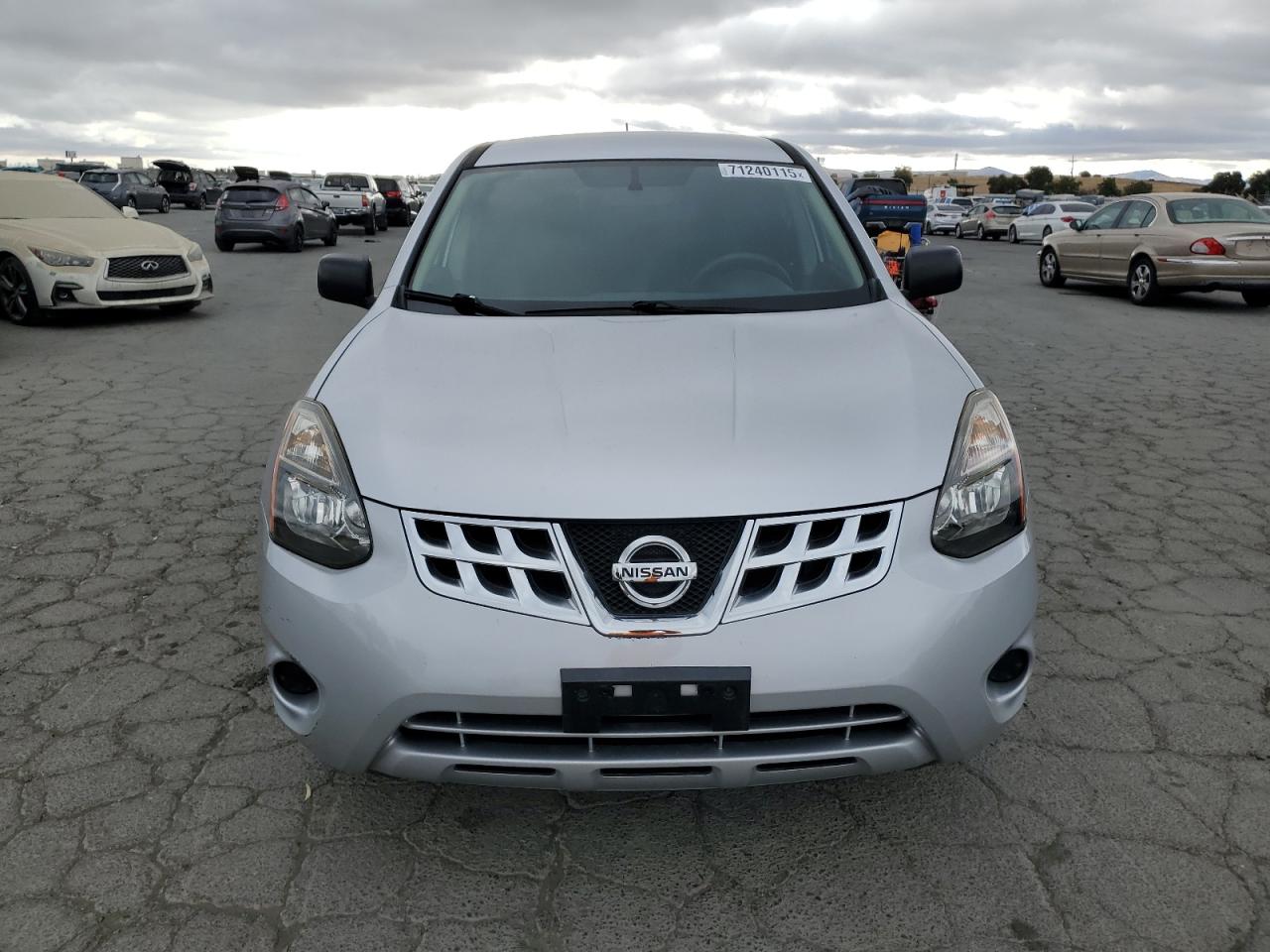 Nissan Rogue S Image 4