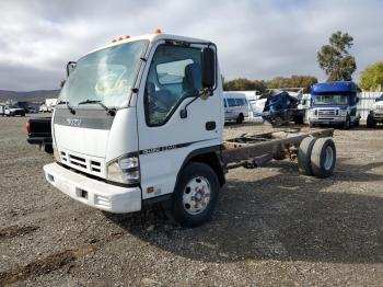  Salvage Isuzu Npr