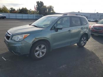  Salvage Subaru Forester