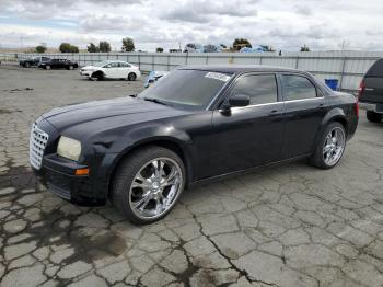  Salvage Chrysler 300