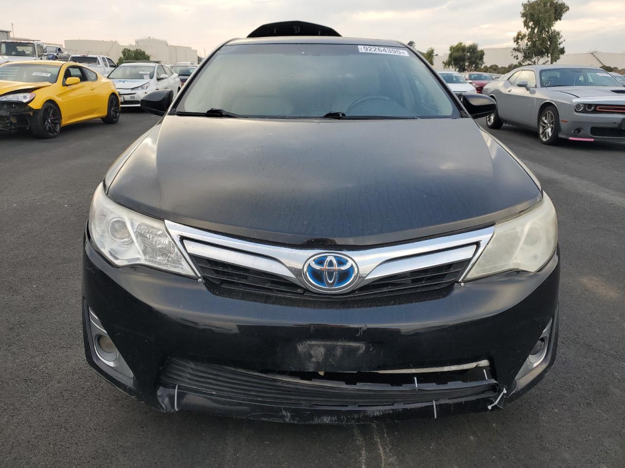 Toyota Camry Hybrid Image 6