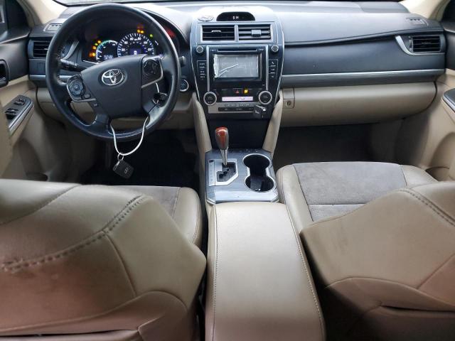 Toyota Camry Hybrid Image 2