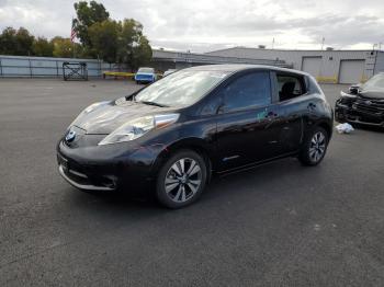  Salvage Nissan LEAF