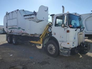 Salvage Autc Xpeditor W