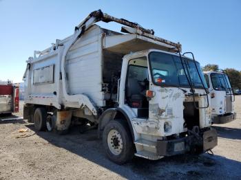  Salvage Autocar Xpeditor W
