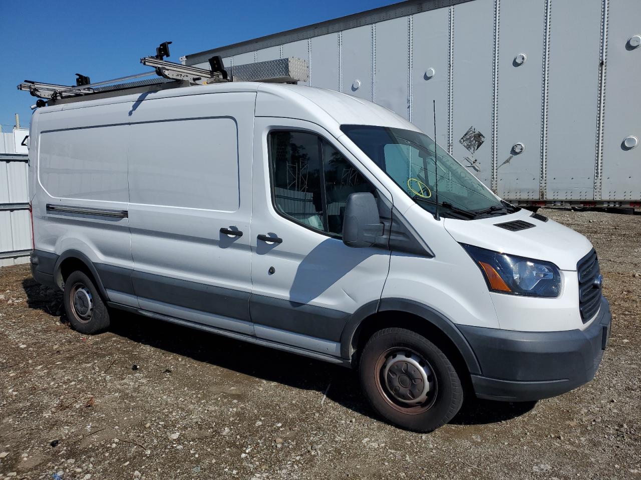 Ford Transit T-250 Image 6