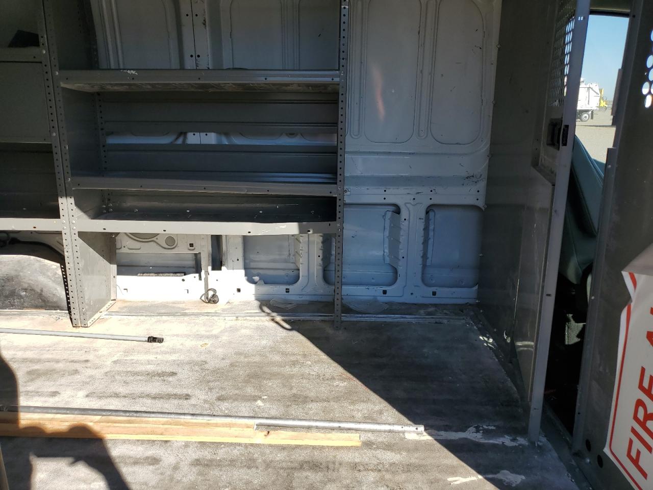 Ford Transit T-250 Image 11