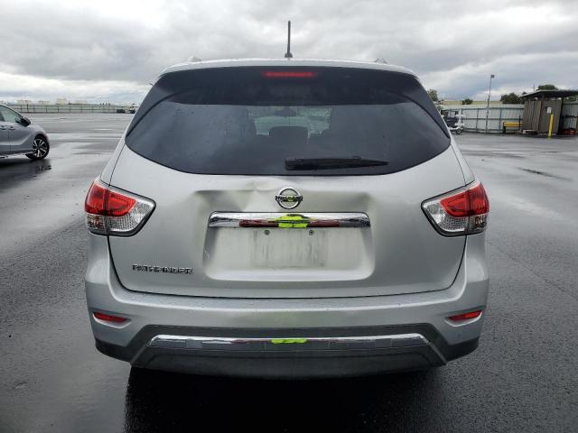 Nissan Pathfinder S Image 8