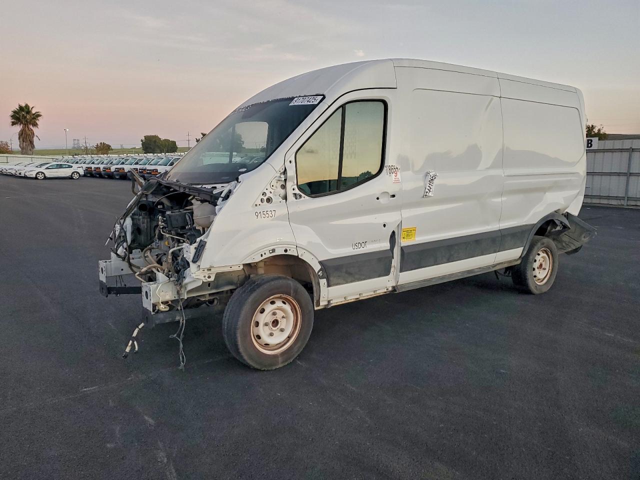 Ford Transit T-150 Image 1