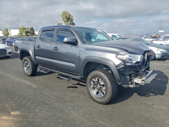 Toyota Tacoma Double Cab Image 9