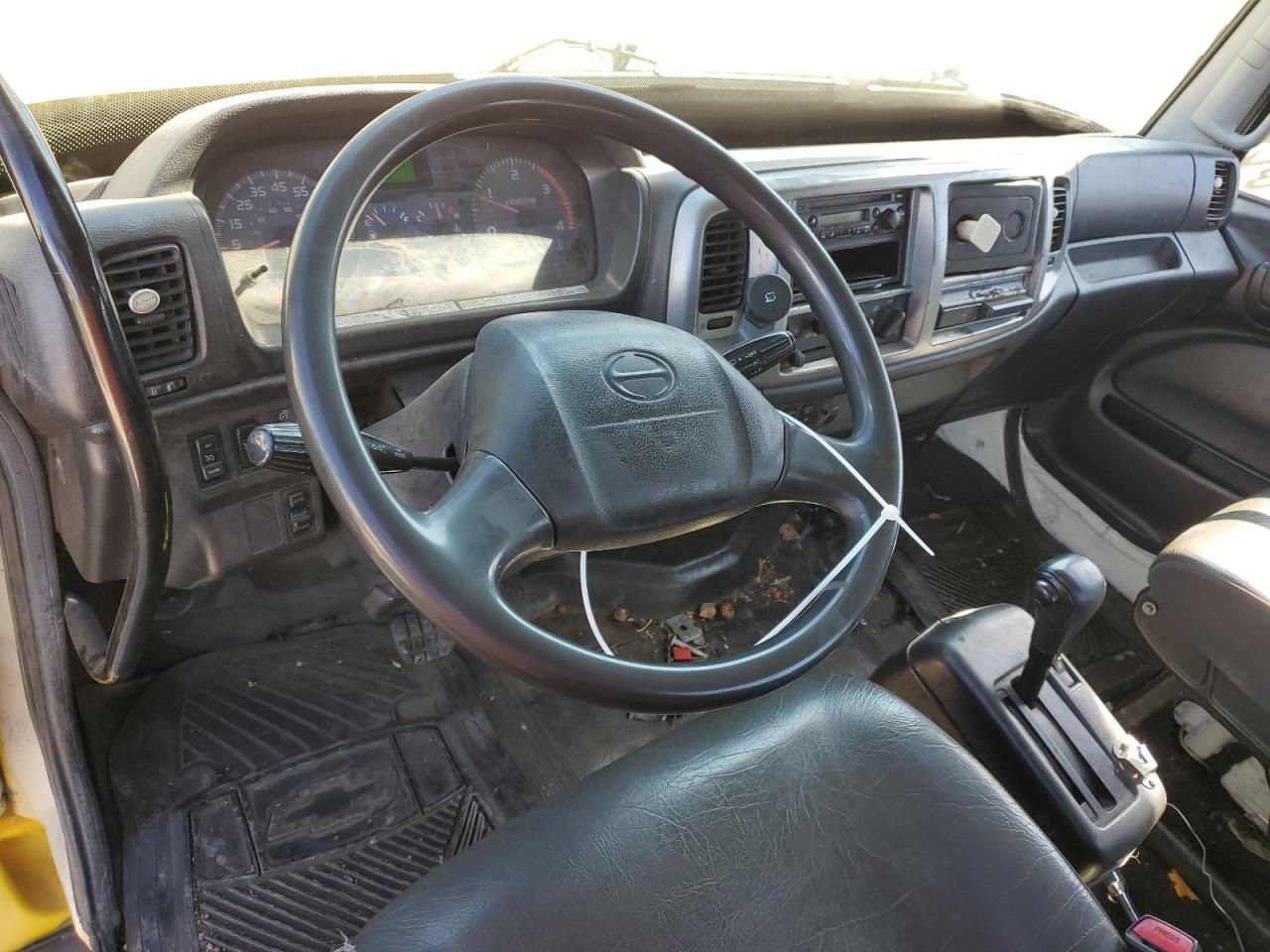 Hino 258 268 Image 4