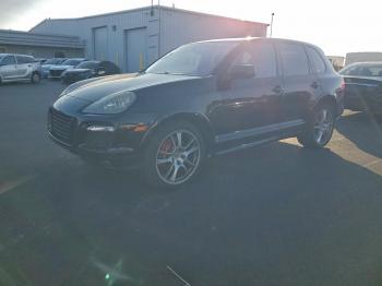  Salvage Porsche Cayenne