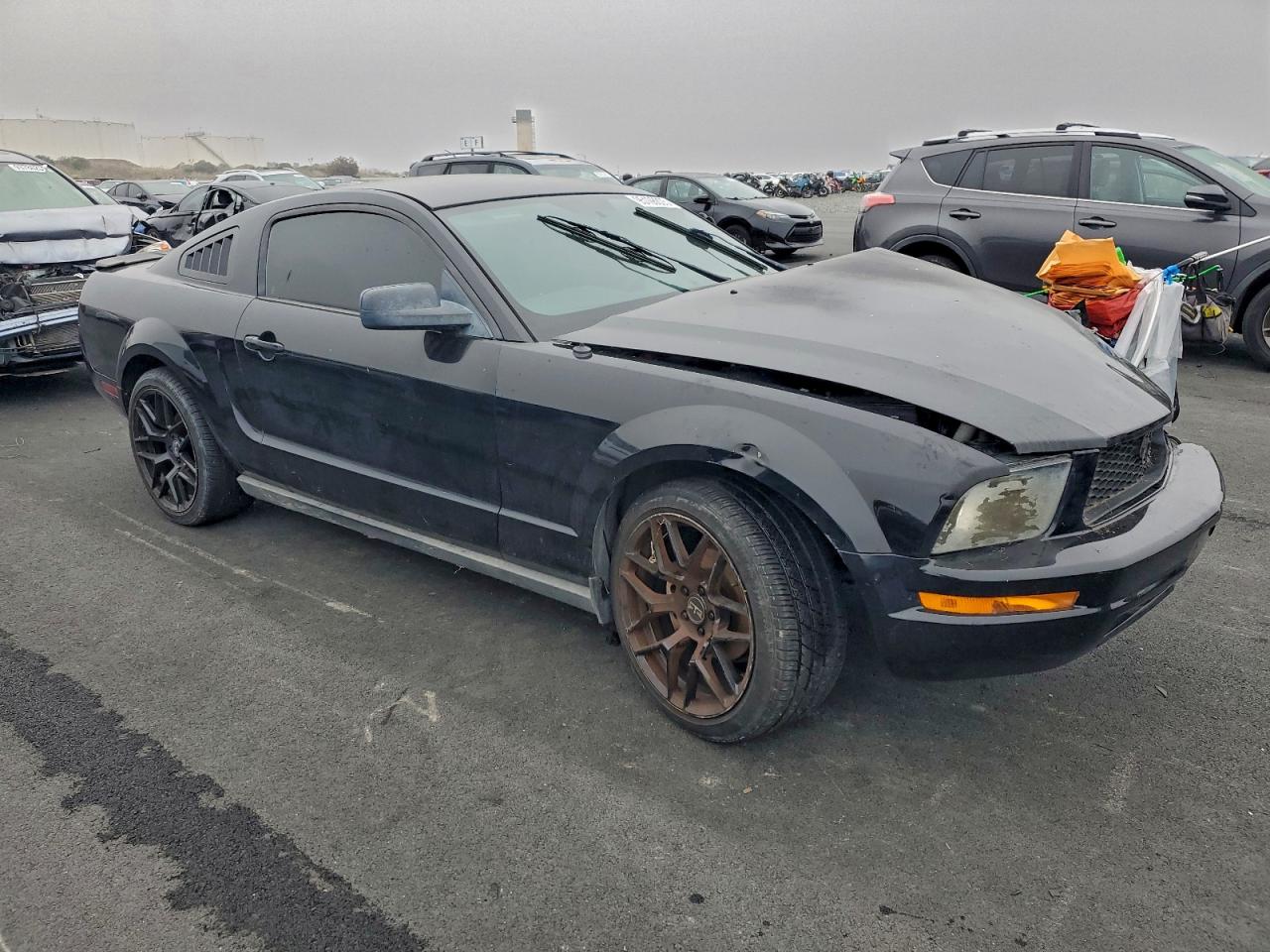 Ford Mustang Image 3