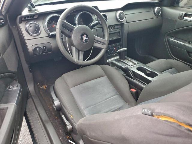 Ford Mustang Image 6