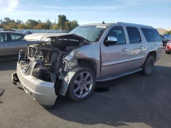  Salvage GMC Yukon