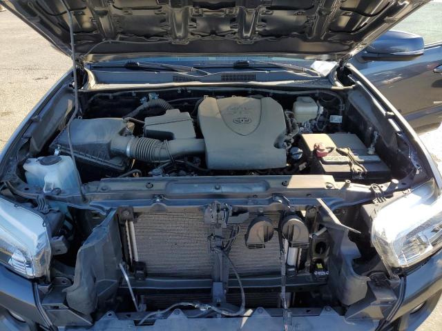 Toyota Tacoma Double Cab Image 9