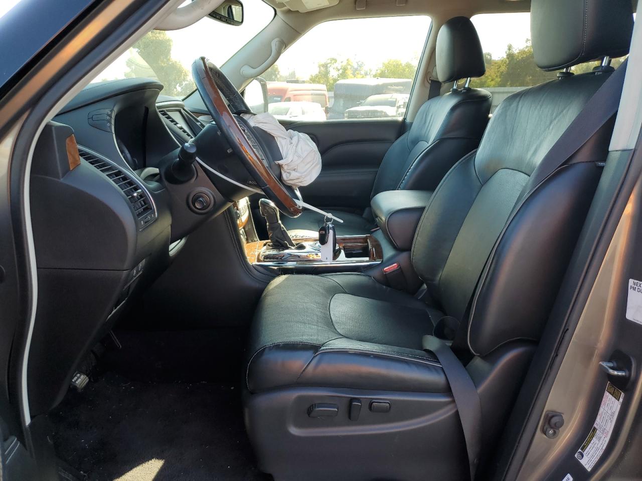 INFINITI Qx Luxe Image 8