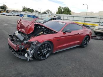  Salvage Ford Mustang