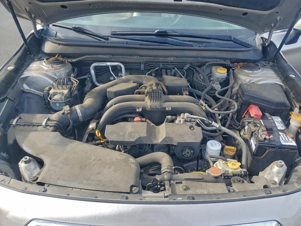 Subaru Outback 2.5i Limited Image 11