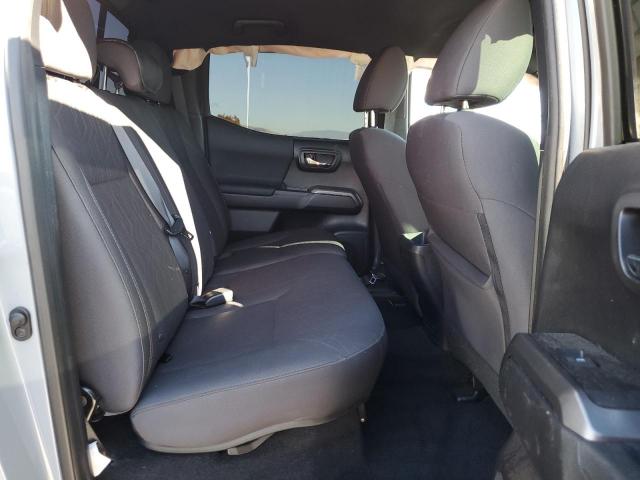 Toyota Tacoma Double Cab Image 4