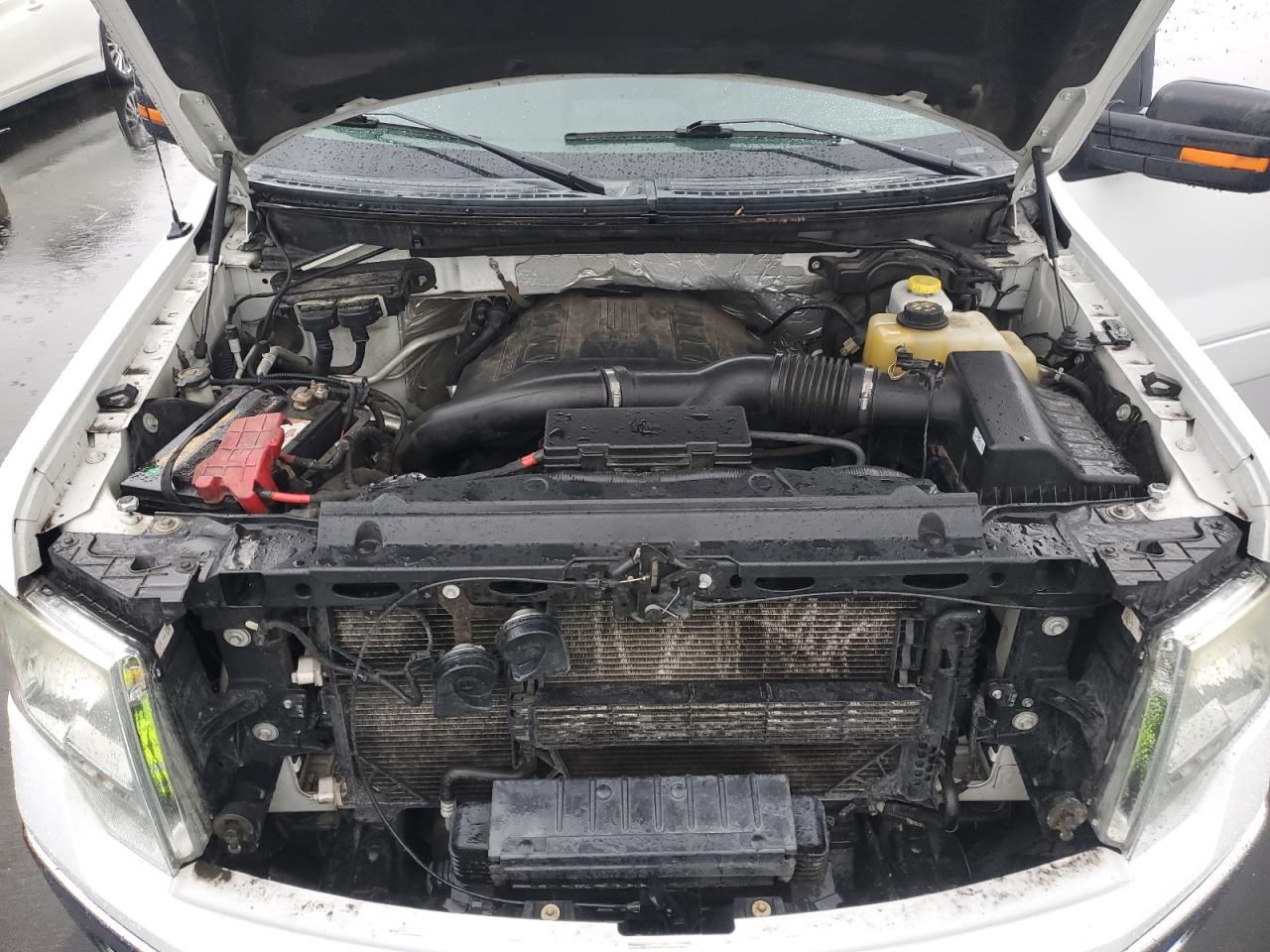 Ford F-150 Supercrew Image 2