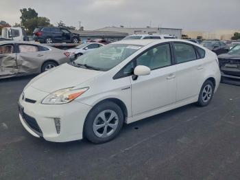  Salvage Toyota Prius