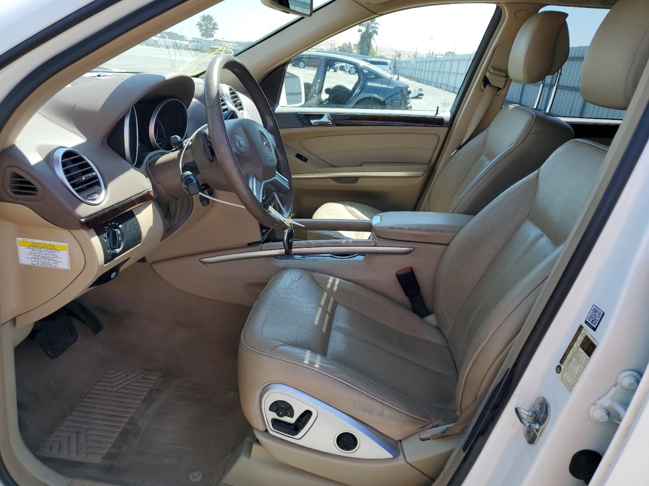 Mercedes-Benz G-Class 450 4matic Image 4