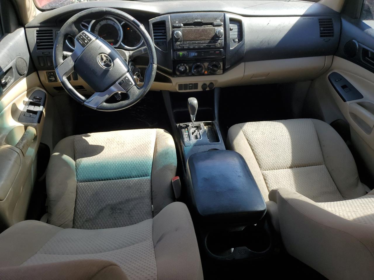 Toyota Tacoma Double Cab Image 10