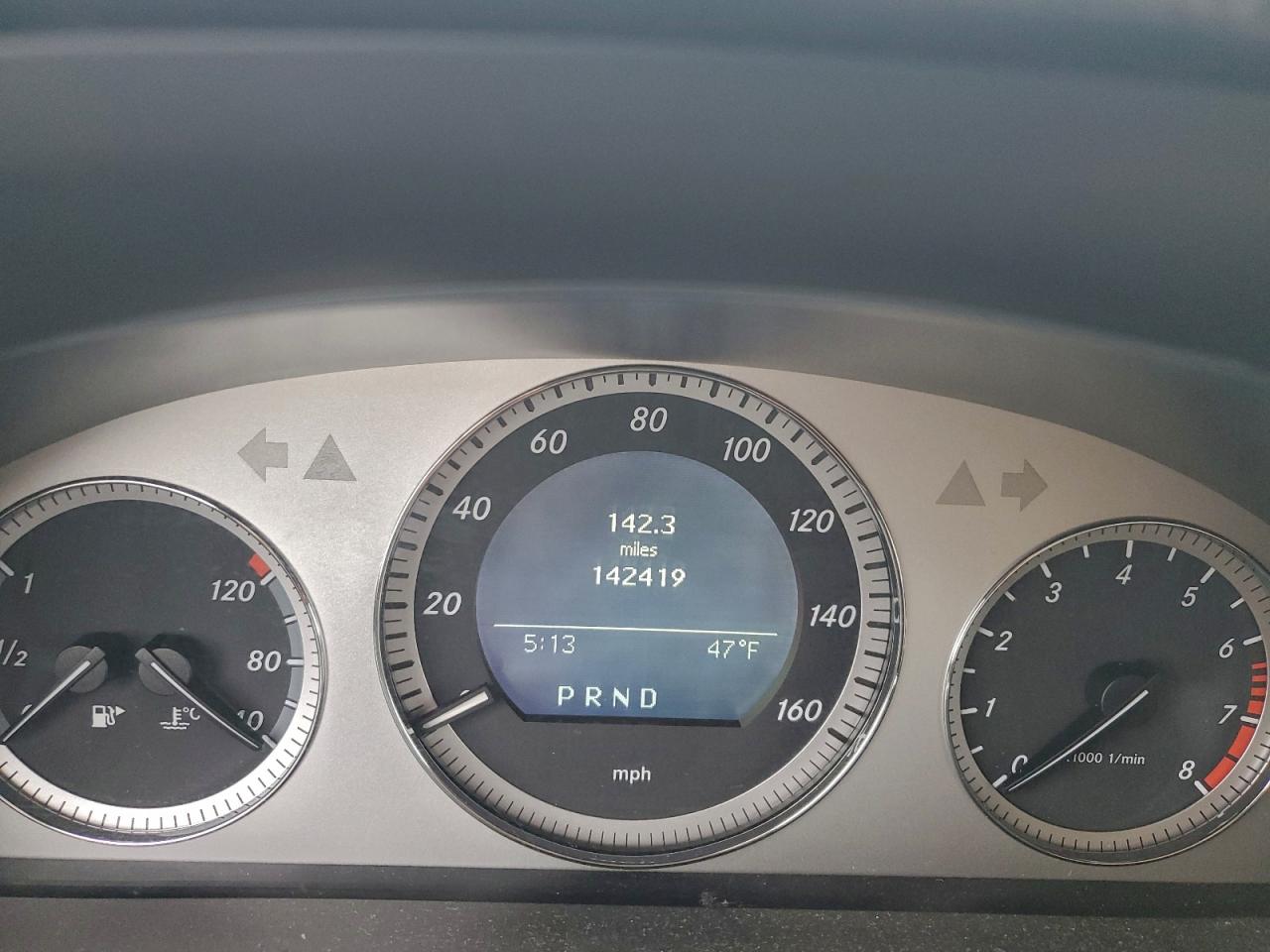 Mercedes-Benz GLK 350 Image 9