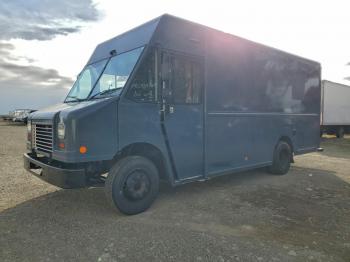  Salvage Freightliner Mt45