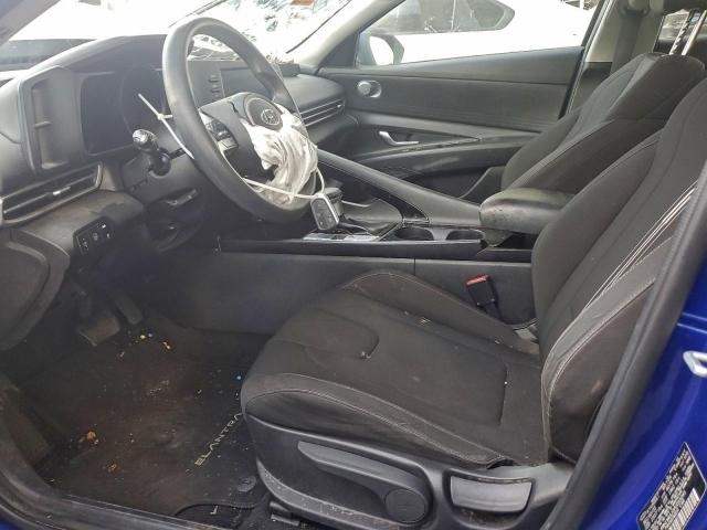 Hyundai ELANTRA Blue Image 9