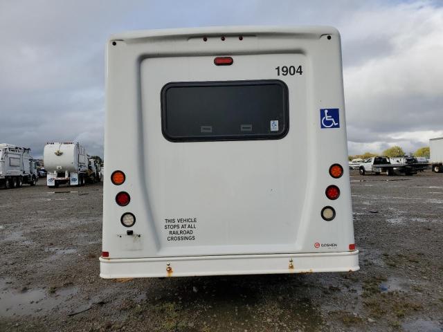 Ford Econoline E350 Super Duty Cutaway Van Image 6