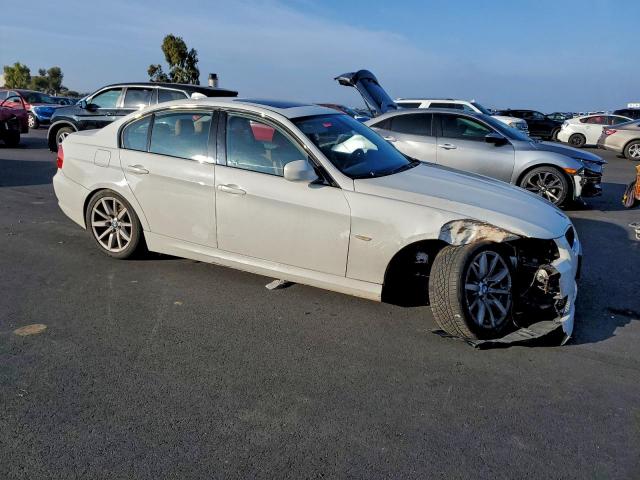 BMW 3 Series I Image 11