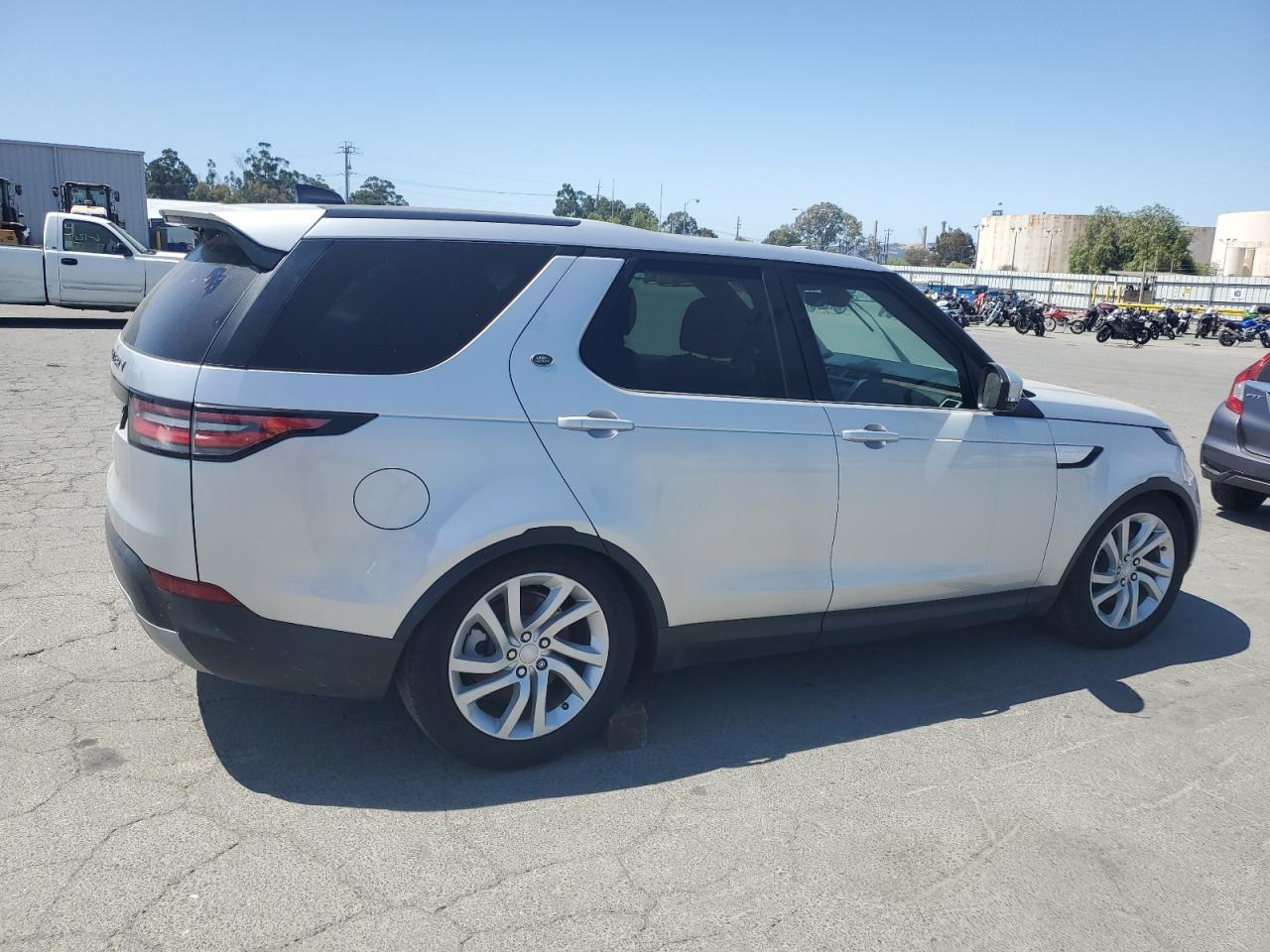 Land Discovery Hse Image 8