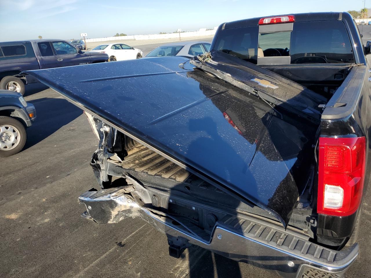 Chevrolet Silverado C1500 Ltz Image 9