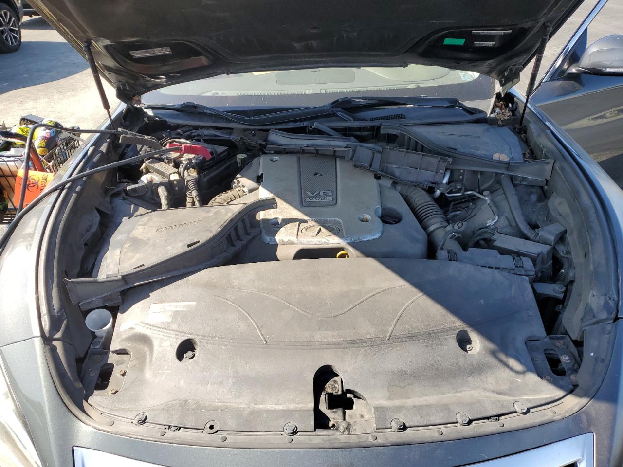 INFINITI Q70 3.7 Image 12