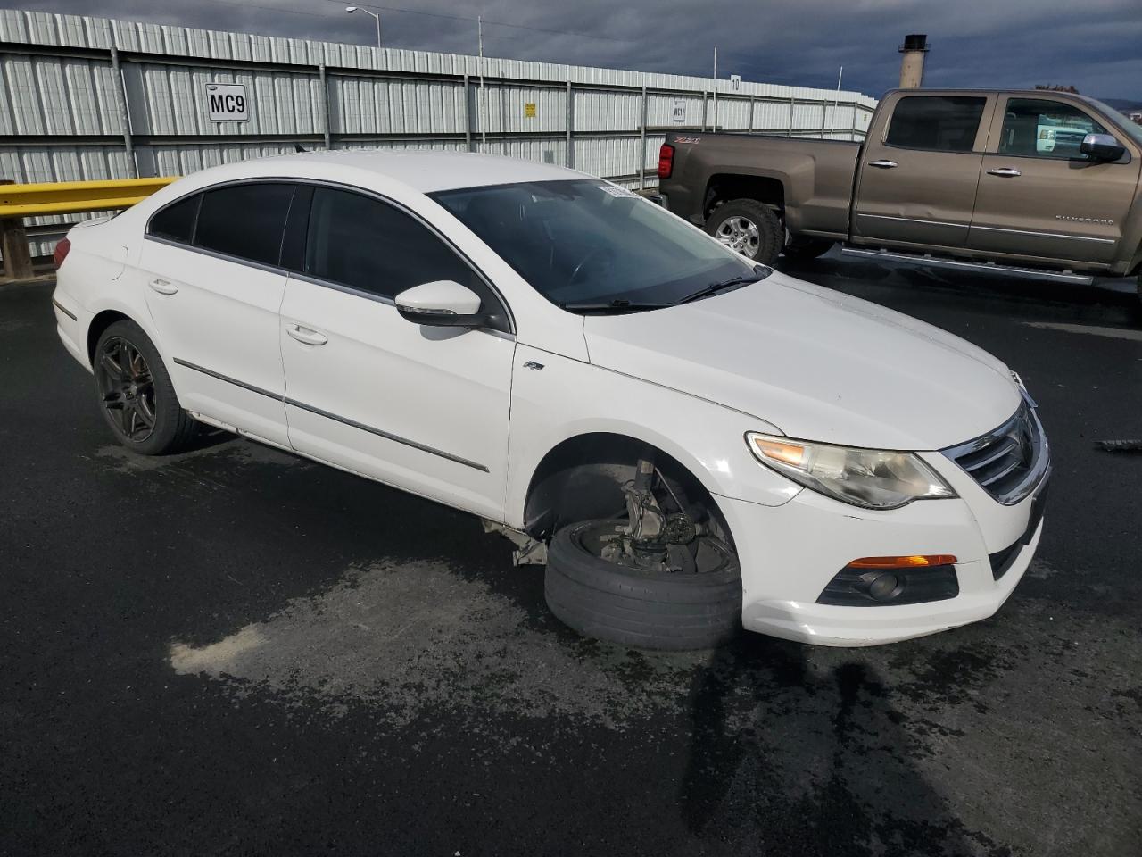 Volkswagen CC Sport Image 6