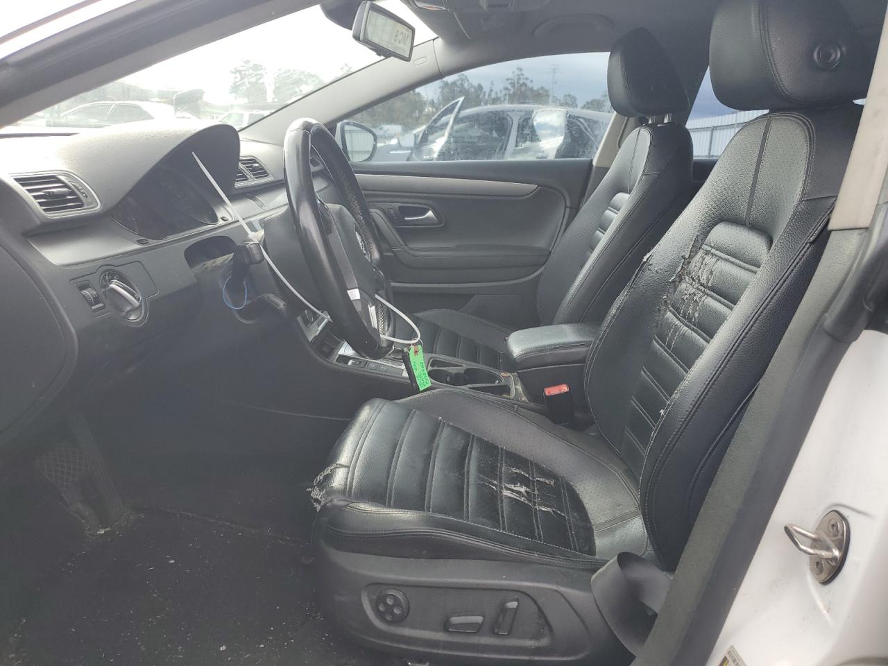 Volkswagen CC Sport Image 11