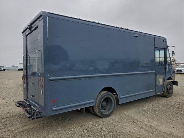 Freightliner Mt45 M Line Walk-in Van Image 6