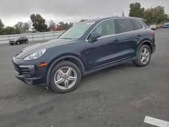  Salvage Porsche Cayenne