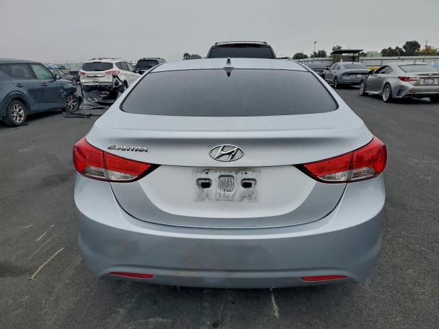 Hyundai ELANTRA Gls Image 11