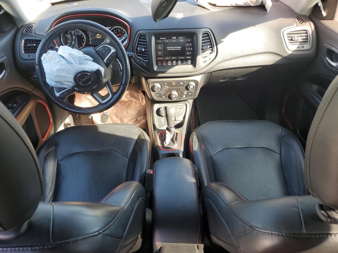 Jeep Compass Trailhawk Image 3