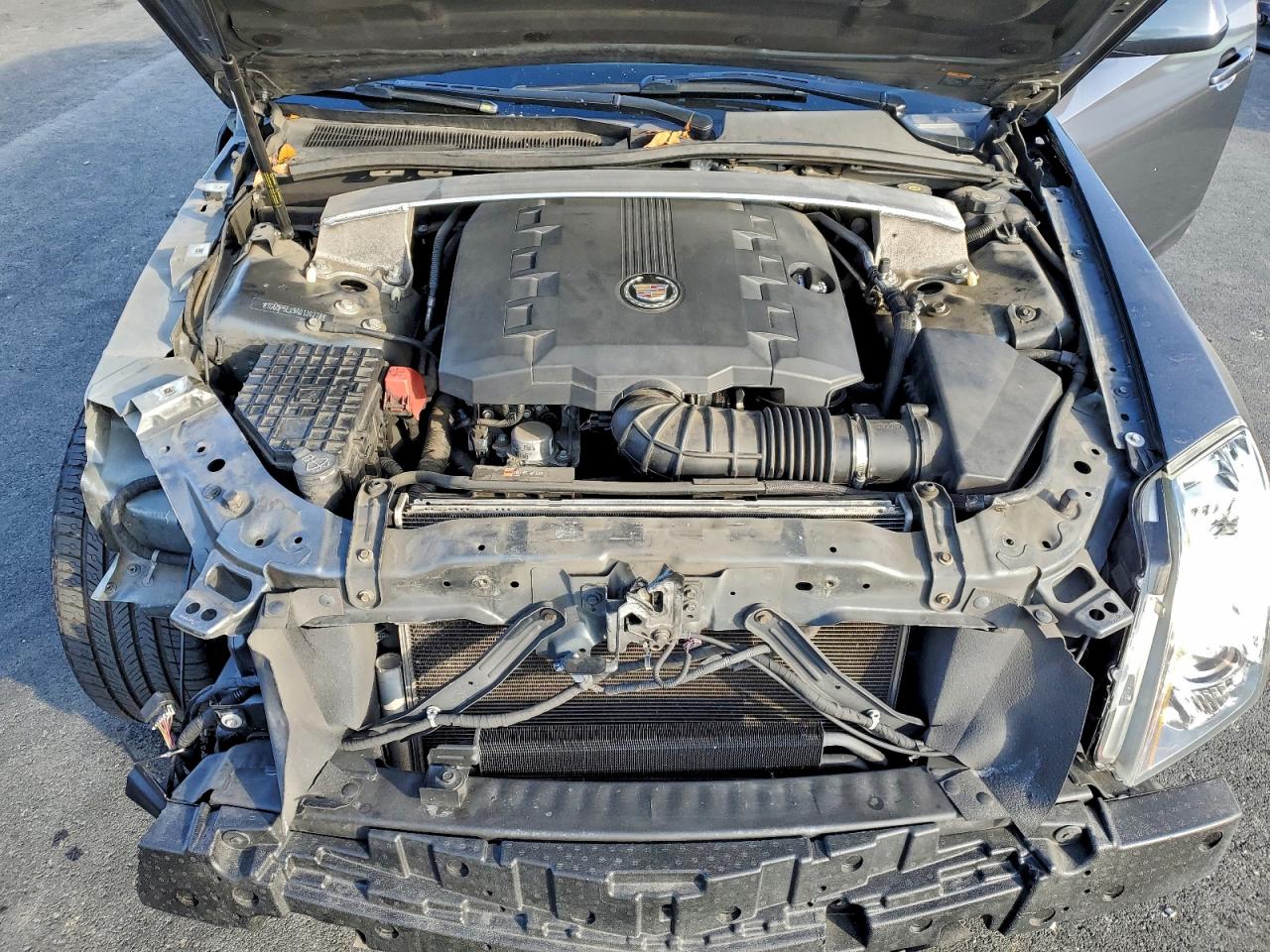 Cadillac CTS Premium Collection Image 6