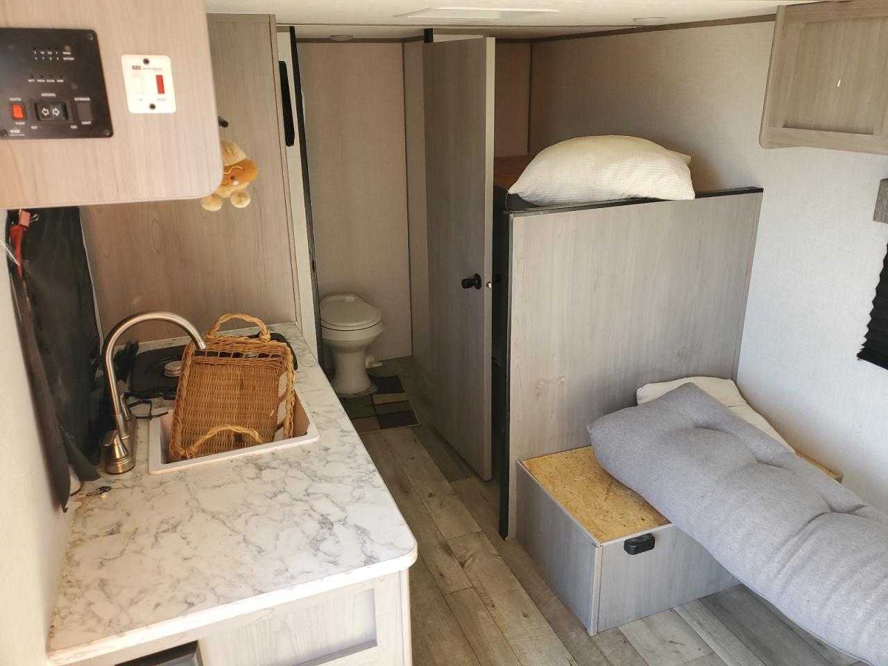 Other Dutchmen Image 6