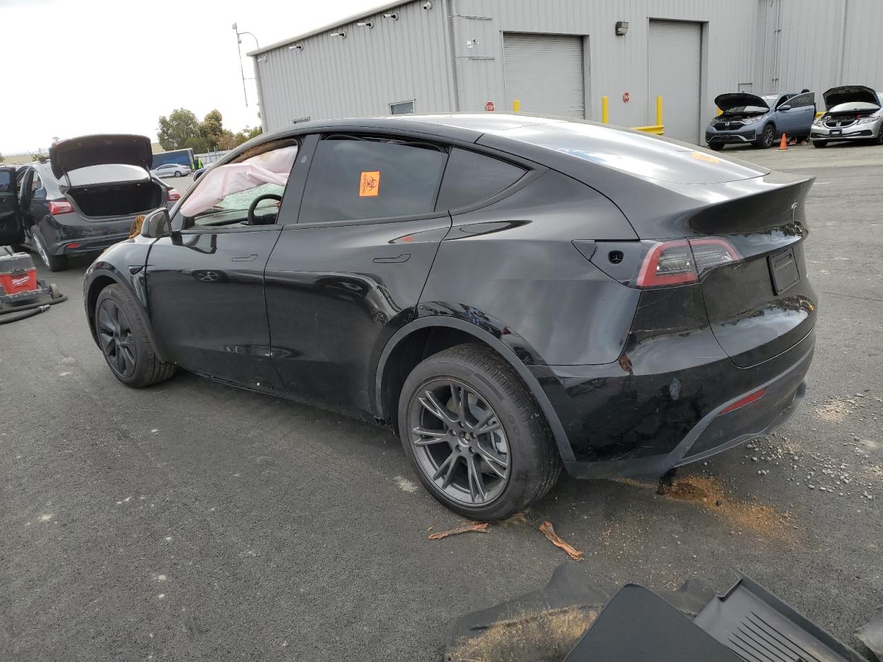 Tesla Model Y Image 9