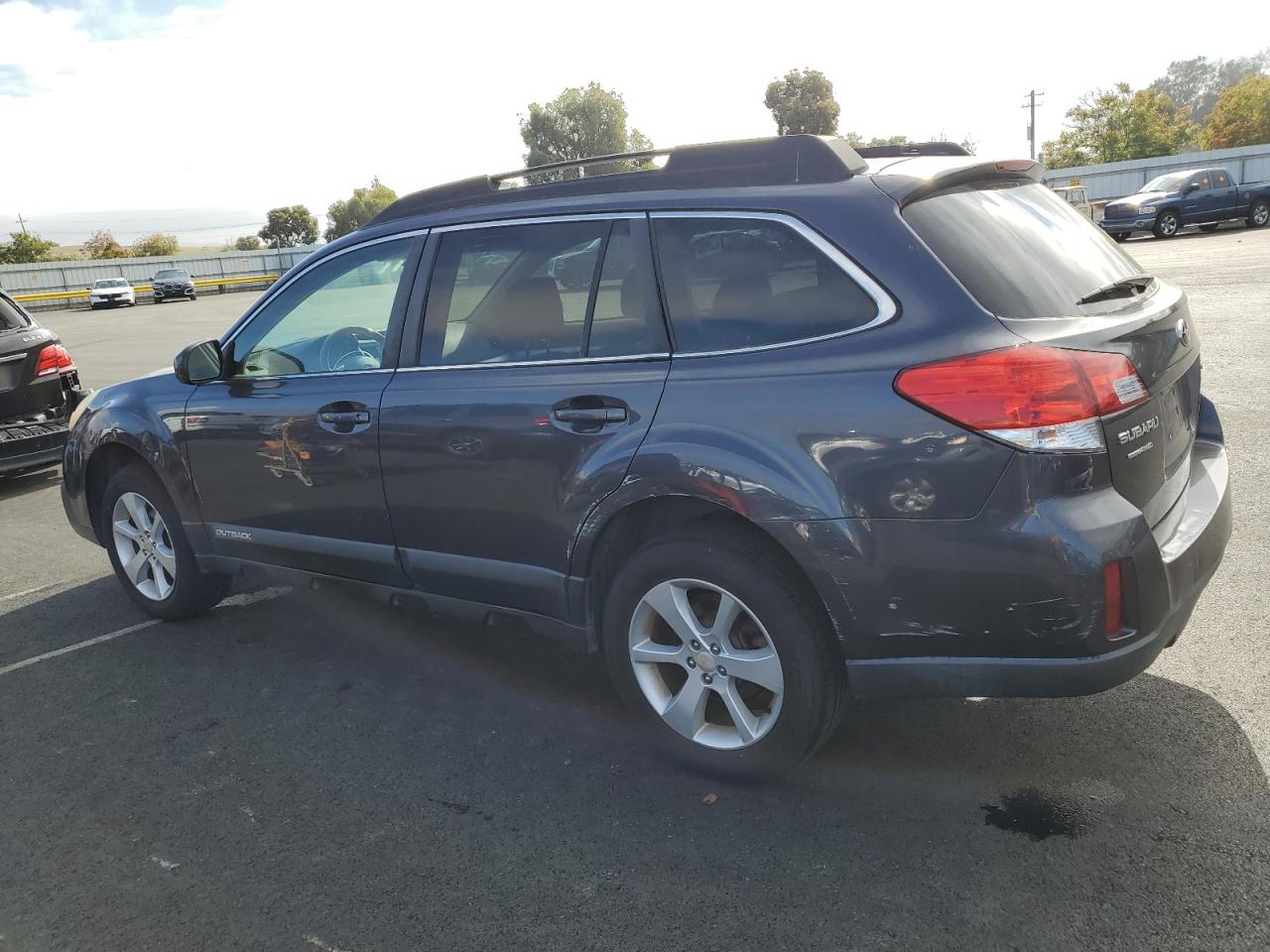 Subaru Outback 2.5i Premium Image 4