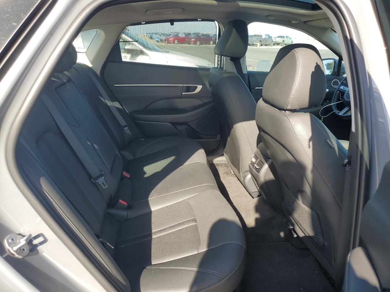 Hyundai SONATA Hybrid Image 10